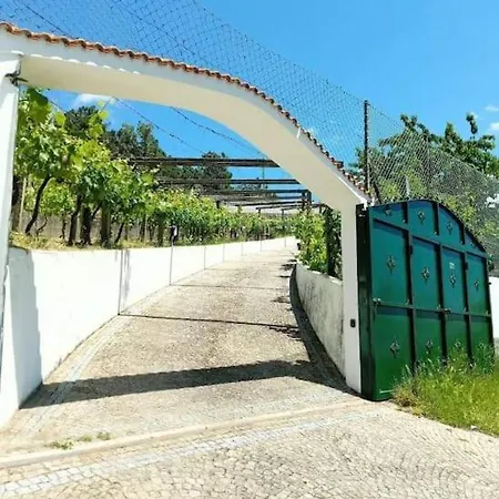 Quinta Do Sol Baiao بيت للعطل *