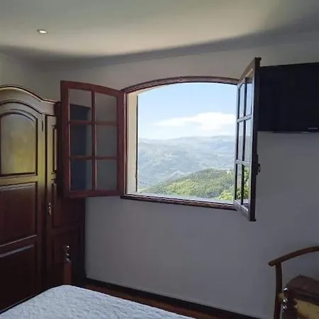 Quinta Do Sol Baiao بيت للعطل *